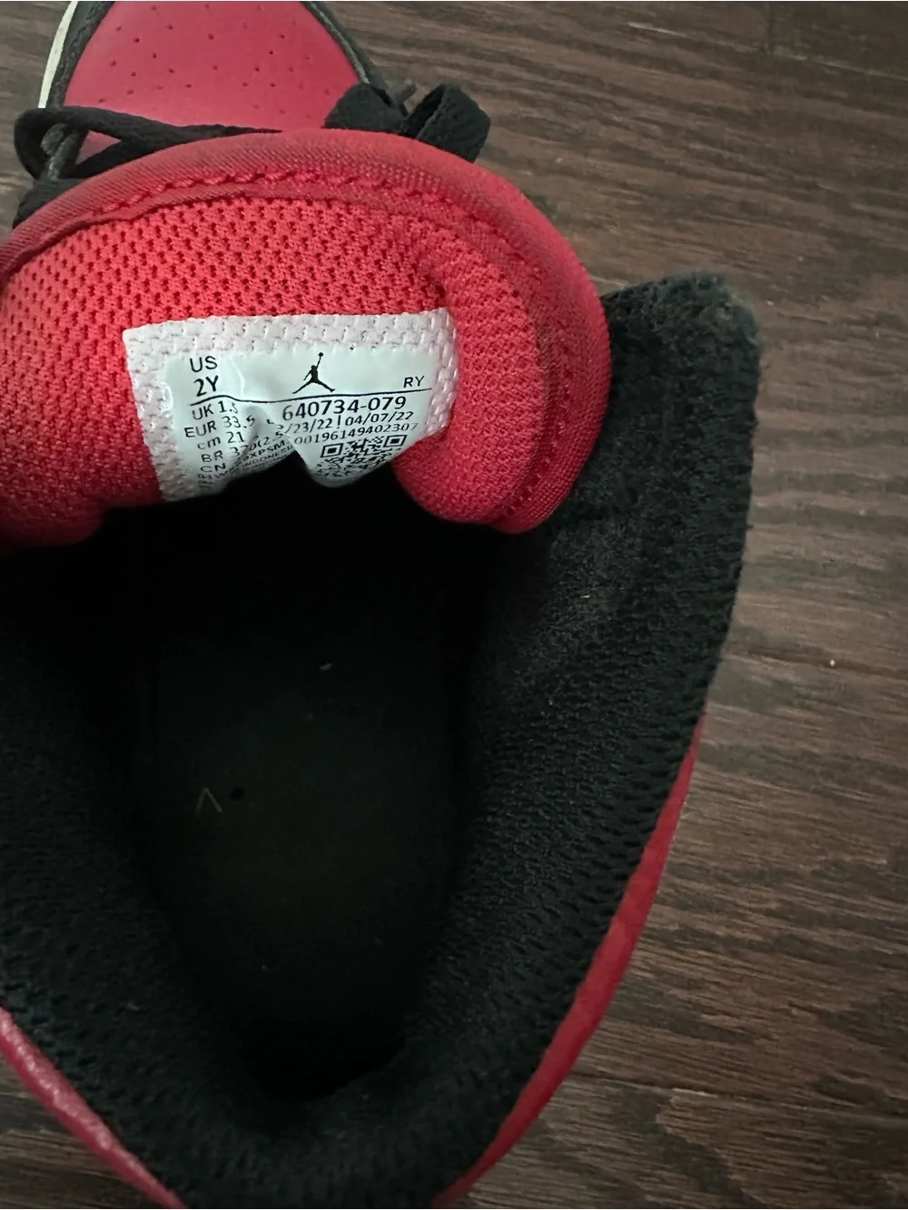 Kids Nike Air Jordan 1 Mid Sneakers Red White and Black Size 2Y